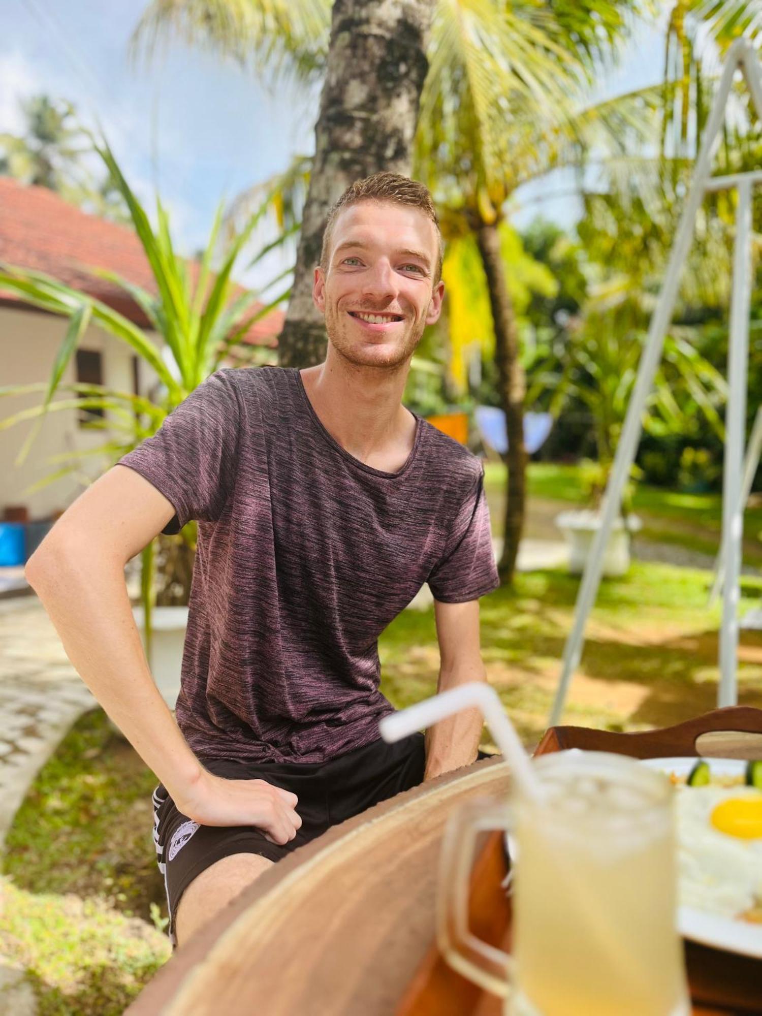 Tamarind Moon Hostel Диквела Екстериор снимка